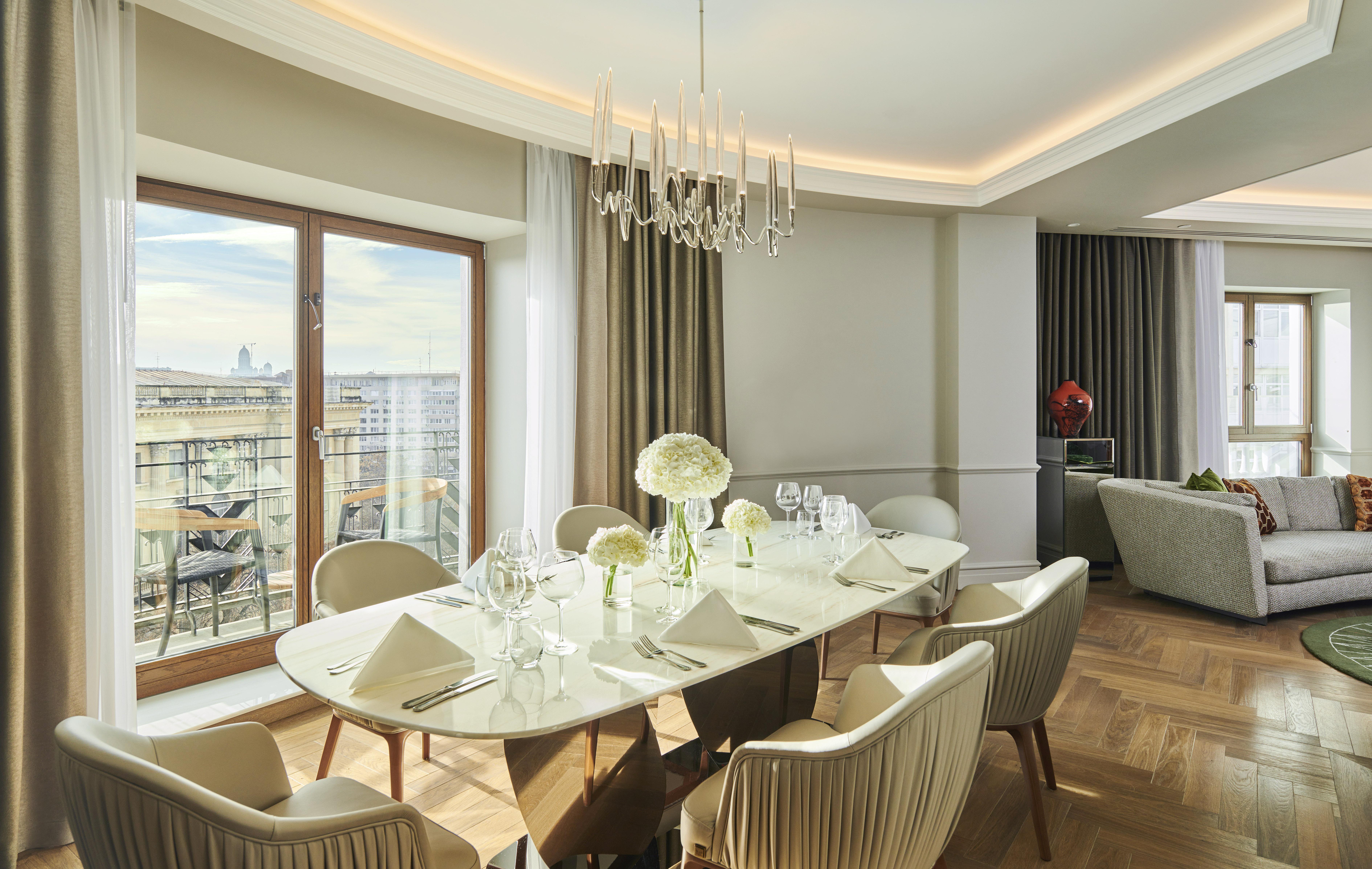 Hotel Intercontinental Athenee Palace Bucharest, An Ihg Bucureşti