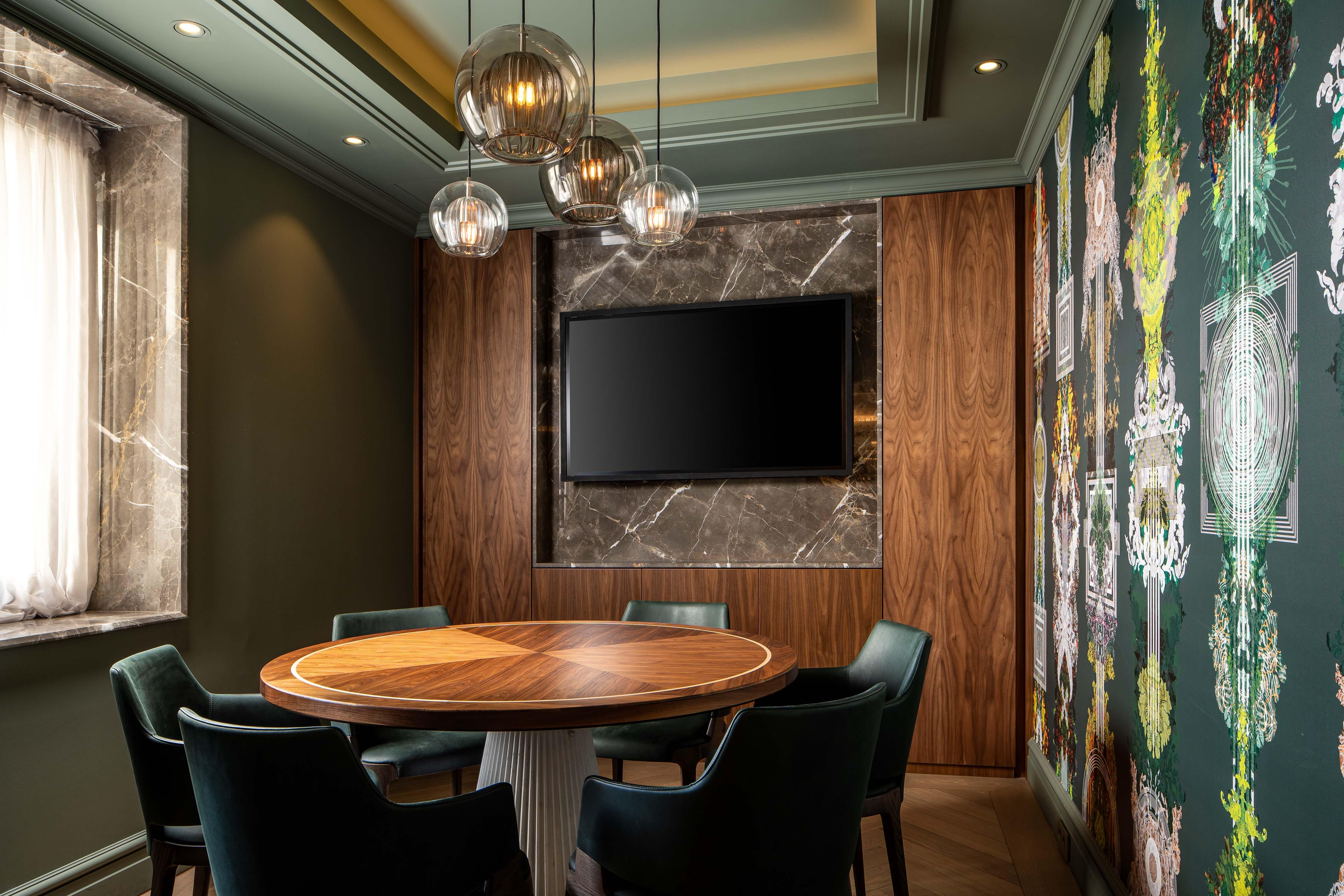Hotel Intercontinental Athenee Palace Bucharest, An Ihg Bucureşti